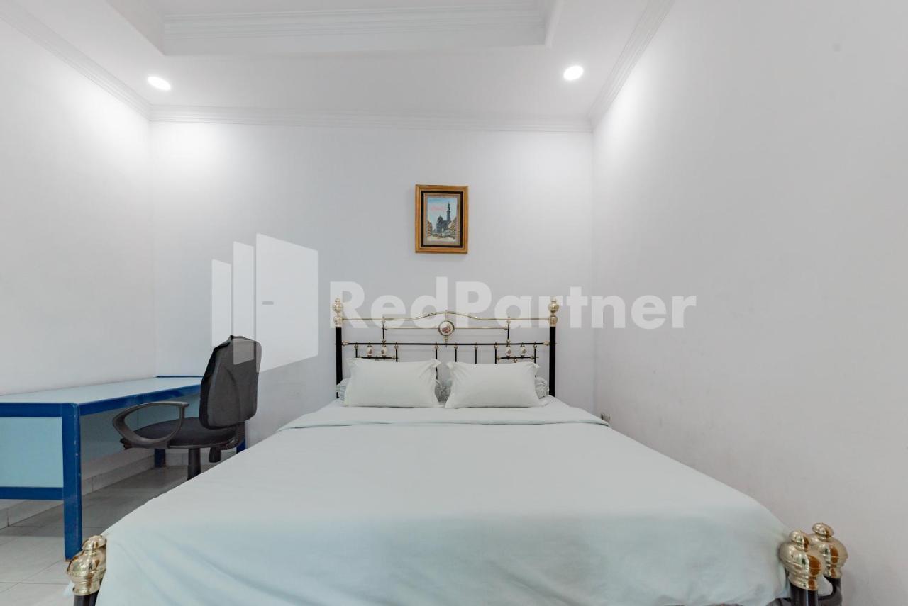 Biru Homestay Bandung Mitra Reddoorz エクステリア 写真